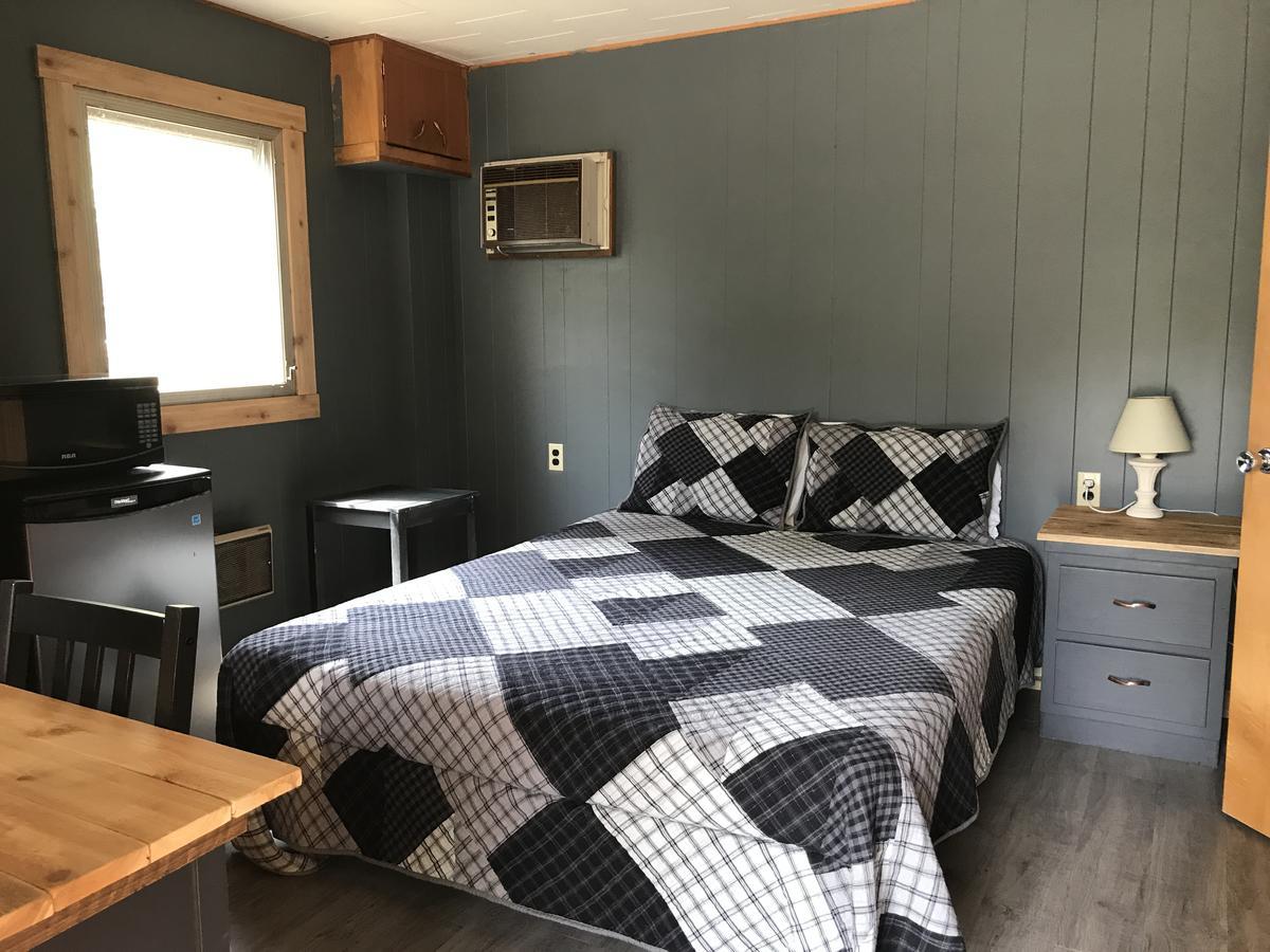 Jasper Way Inn Resort & Campground Clearwater Buitenkant foto